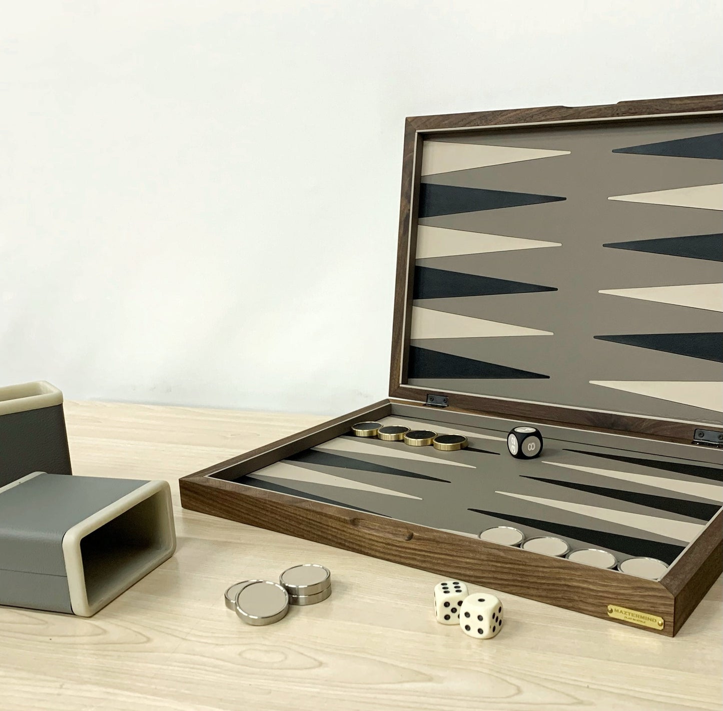 The Backgammon Set